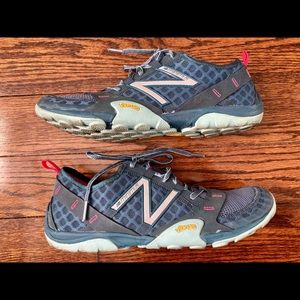 EUC New Balance Women's WT10v1 Minimus Trail Run Shoe Tornado/Storm Blue